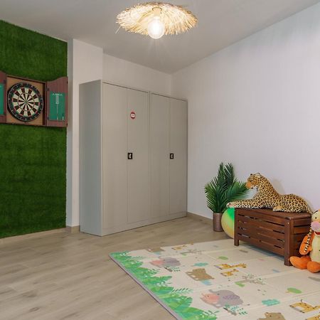 Beach Villa With Ocean View โลรินญา ภายนอก รูปภาพ