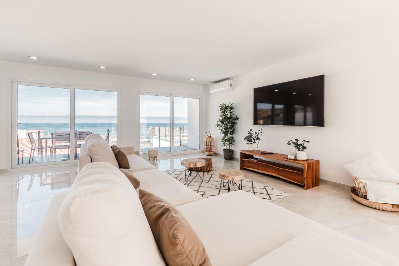 Beach Villa With Ocean View โลรินญา ภายนอก รูปภาพ