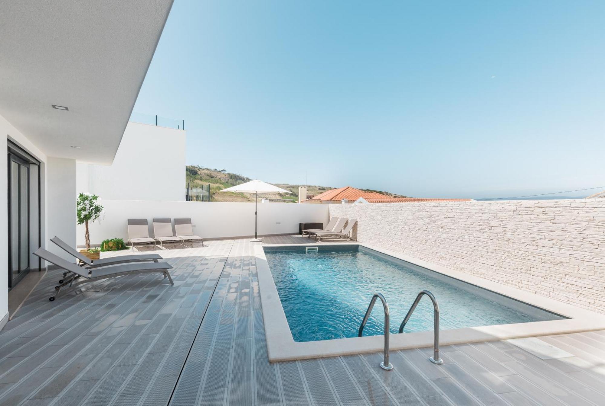 Beach Villa With Ocean View โลรินญา ภายนอก รูปภาพ