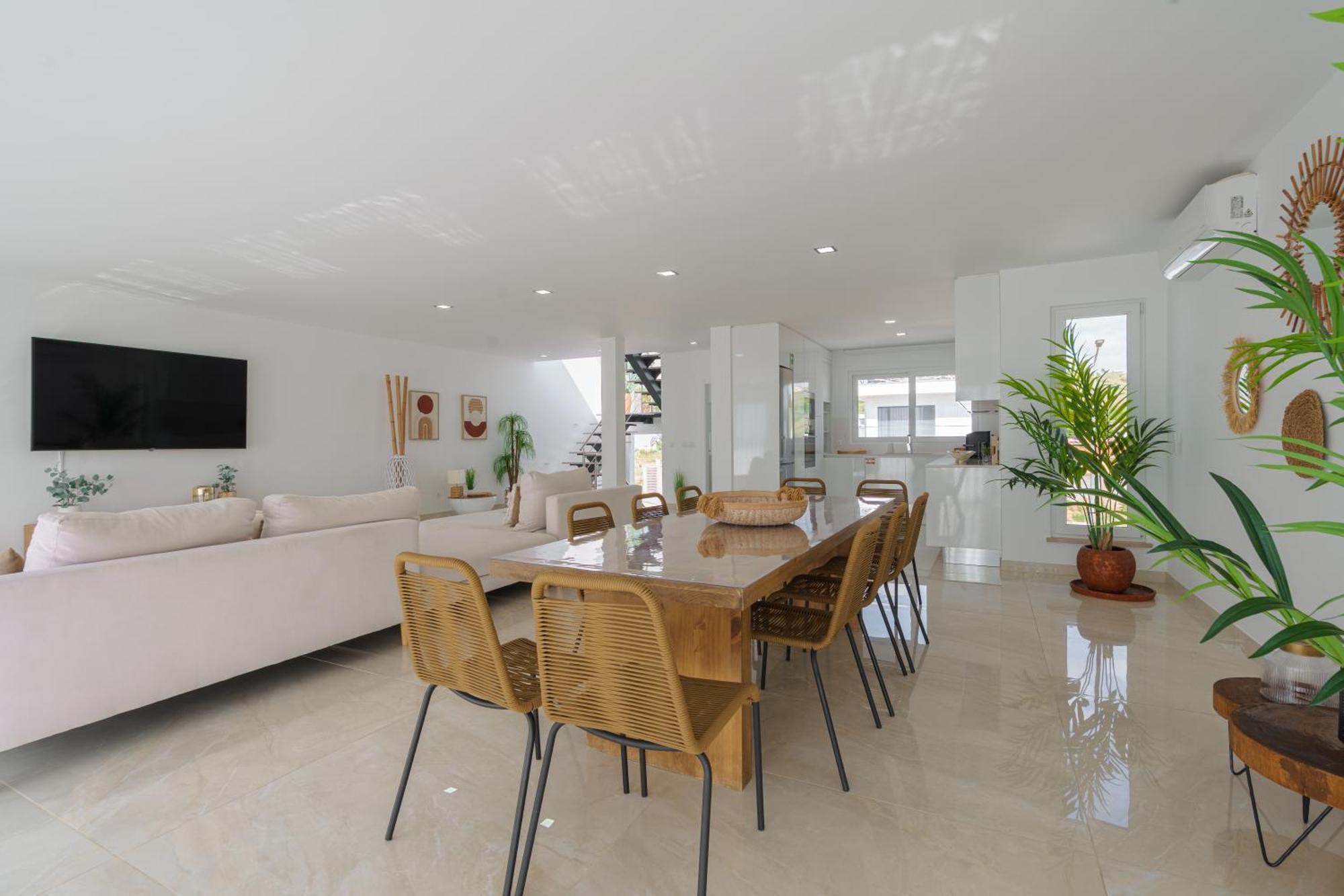Beach Villa With Ocean View โลรินญา ภายนอก รูปภาพ