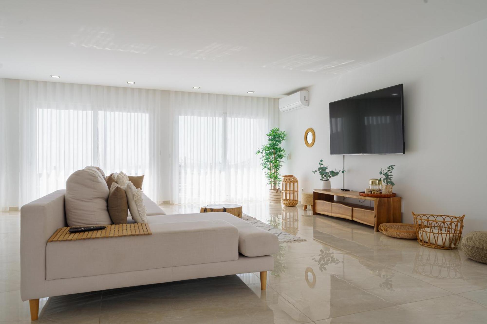 Beach Villa With Ocean View โลรินญา ภายนอก รูปภาพ