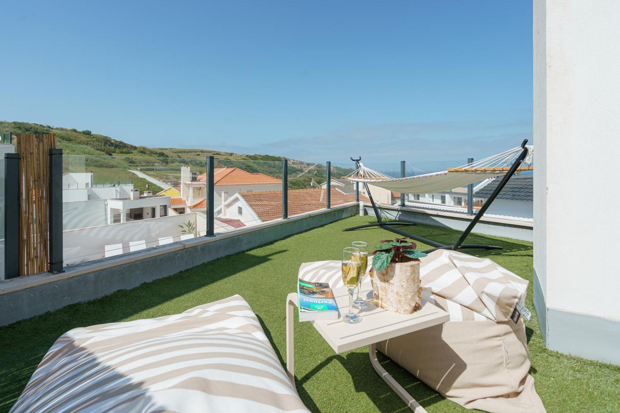 Beach Villa With Ocean View โลรินญา ภายนอก รูปภาพ